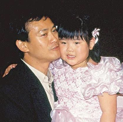 郑少秋女儿郑欣宜清空社交账号的背后原因与影响分析