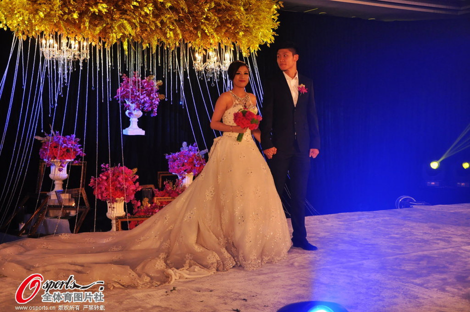 国乒金童玉女于子洋张蔷举行婚礼，一段美好的传奇