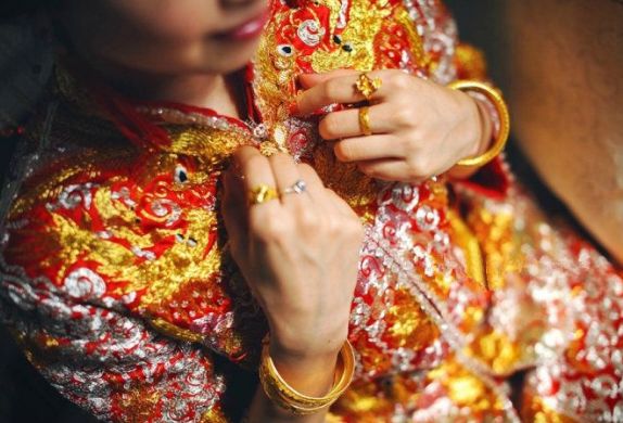 结婚准备三金的意义