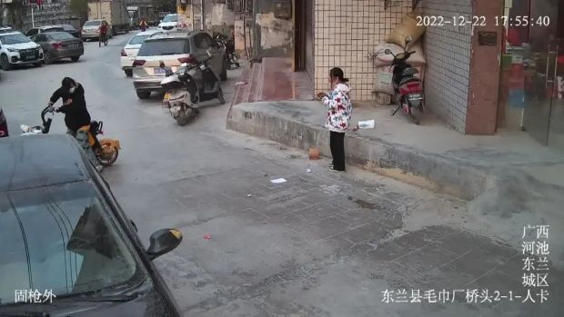 拆快递犯法吗？解读快递拆封行为的法律边界