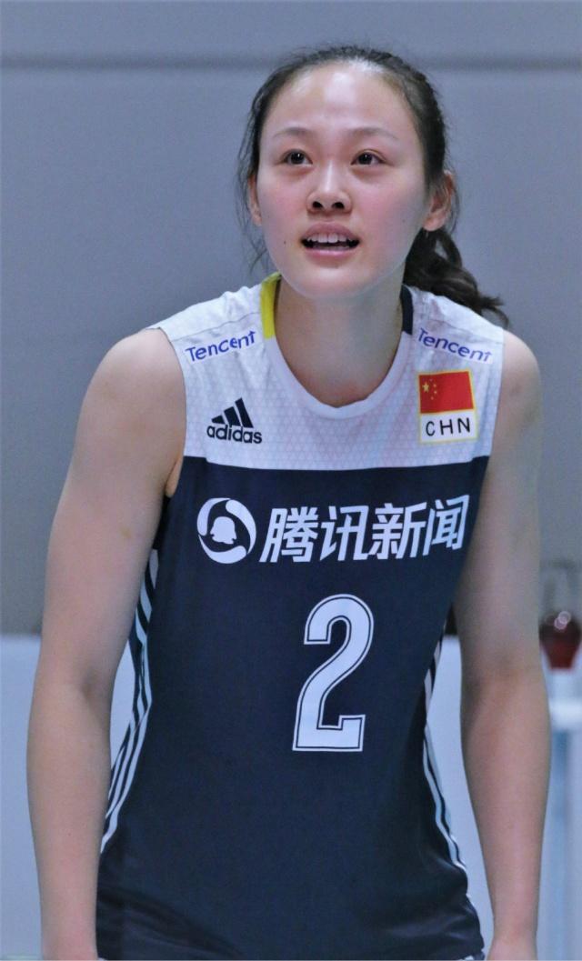 李盈莹是女排几号，星光熠熠的排球新星