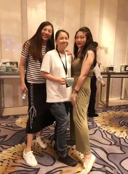 杨天真与章泽天，徒步搭子的奇妙缘分