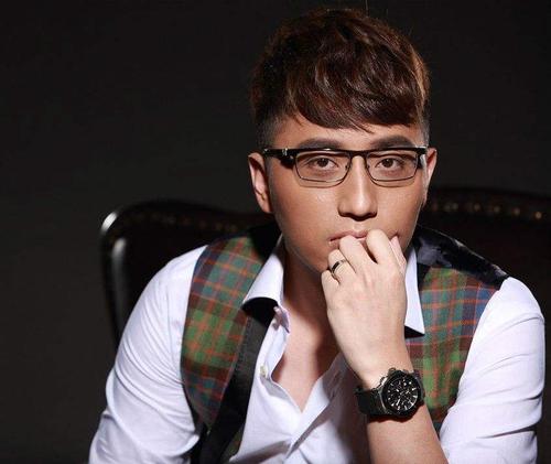纪念郭少雄导演逝世多少年，缅怀传奇人生与艺术贡献