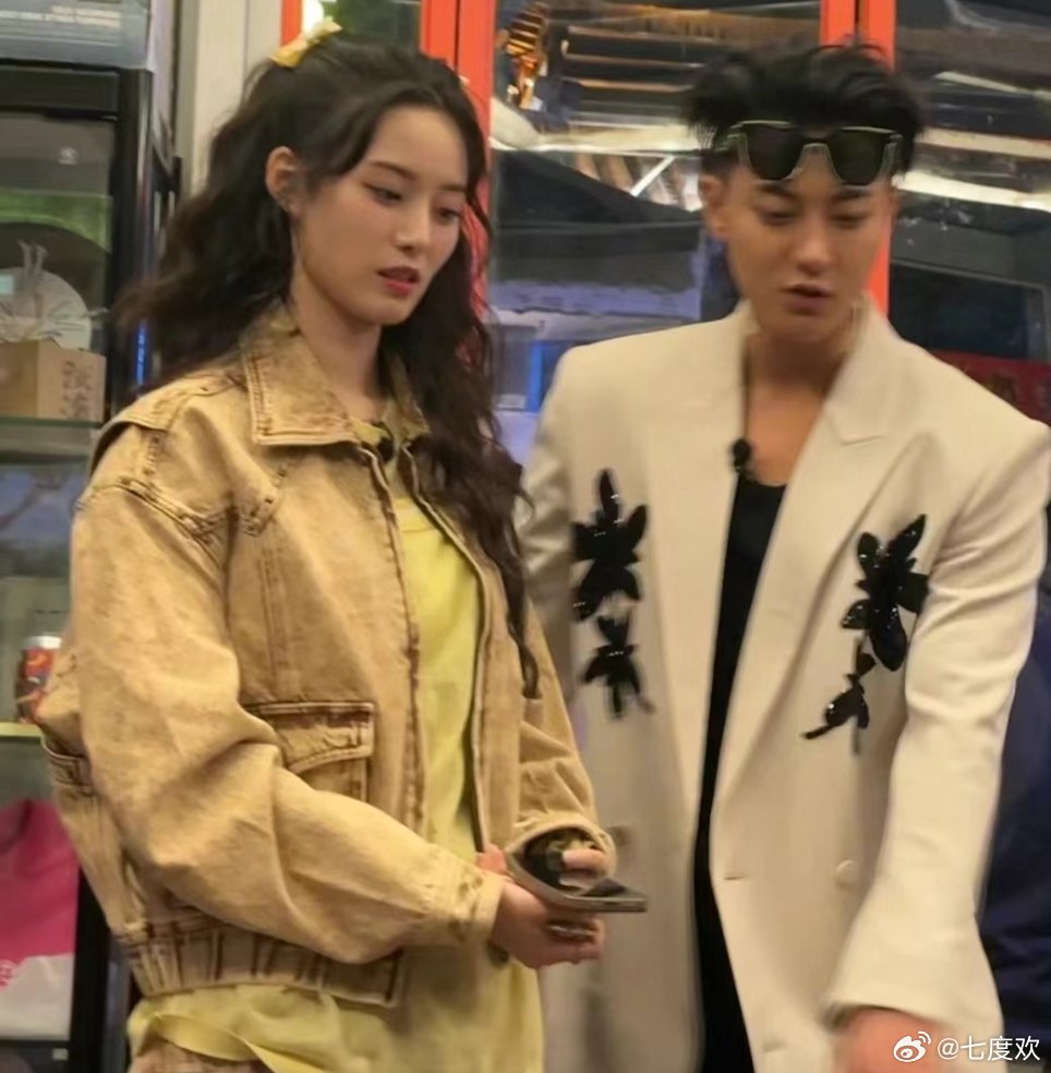 黄子韬徐艺洋撕拉片背后的故事