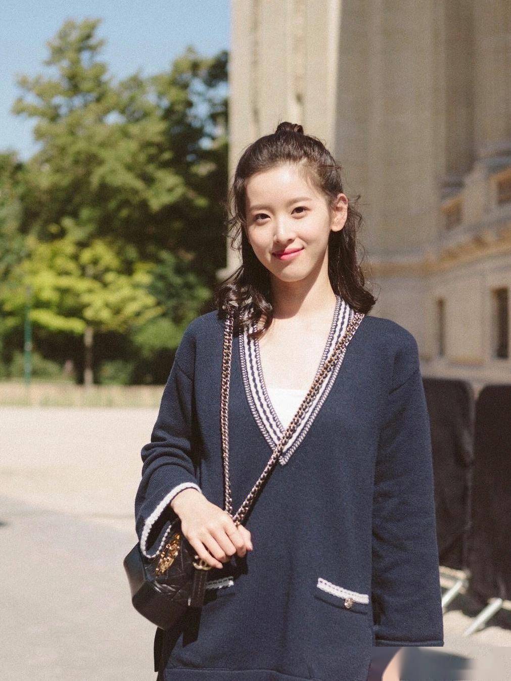章泽天最近，聚焦其动态与影响