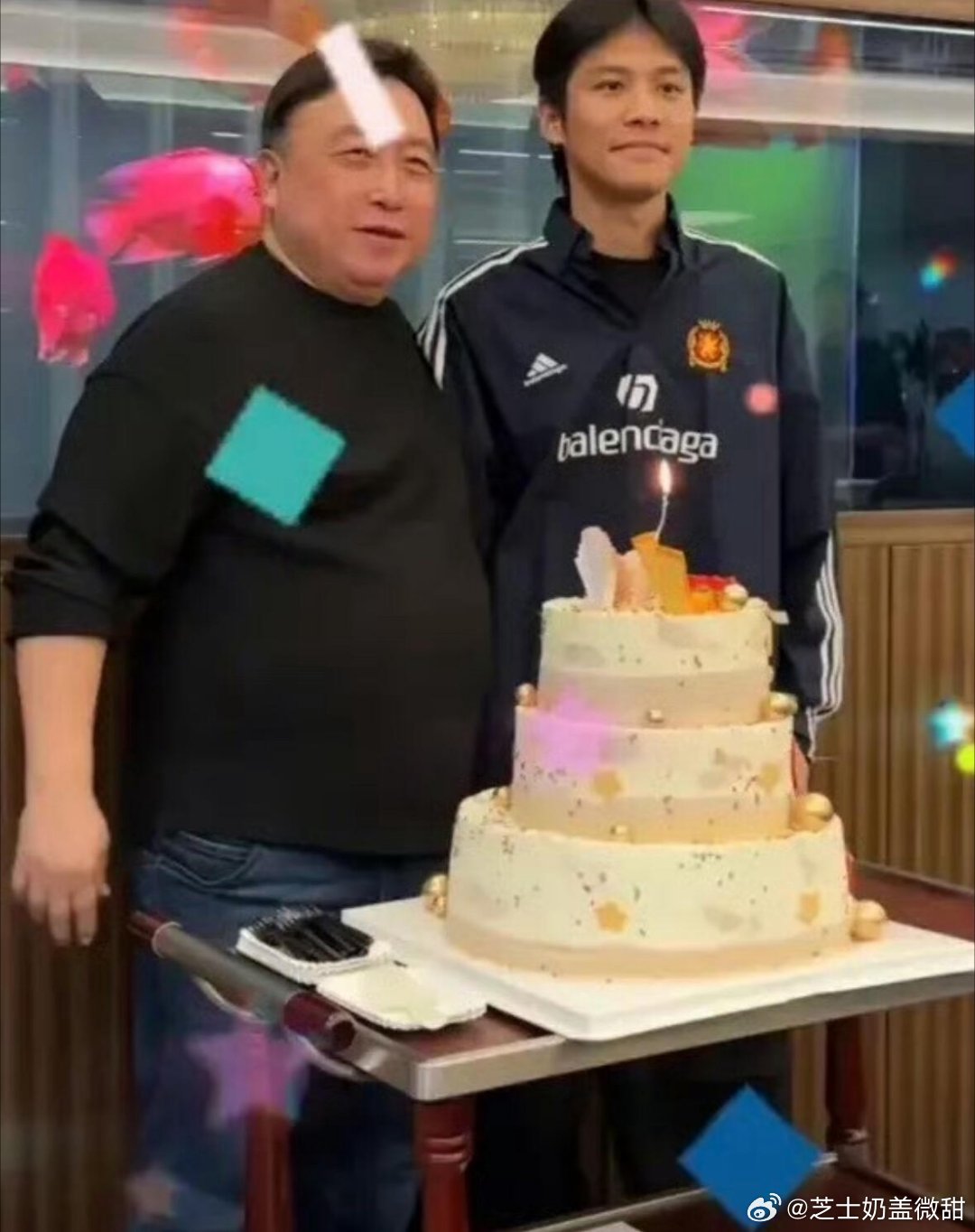疯狂小杨哥现身王晶生日会，星光闪耀之夜