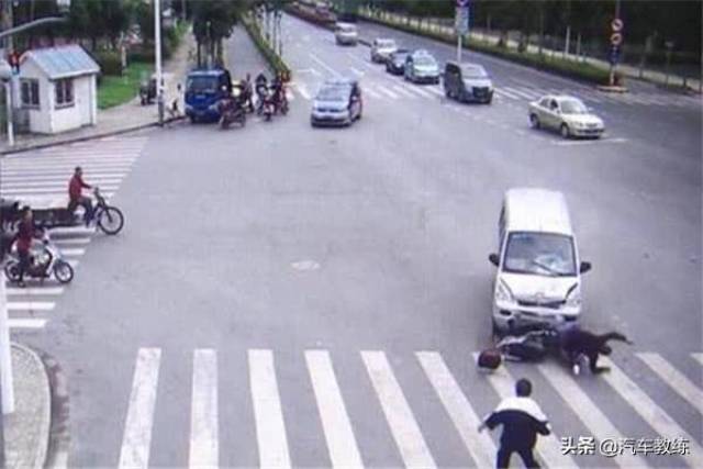 行人逆行被撞承担多少责任