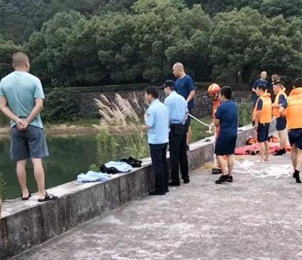 福建一女子不幸离世，引发社会广泛关注