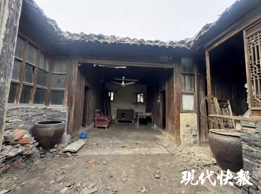 扬州一清代文物合院惊现拍卖市场，起拍价仅618元！