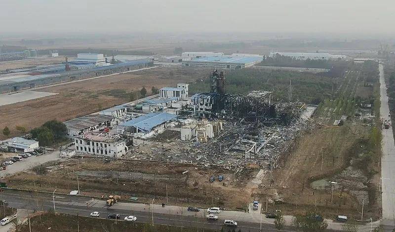 山东爆炸工厂母公司与当地首富的隐秘联系