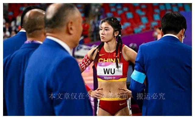 吴艳妮获田径亚锦赛女子100米栏季军，闪耀的瞬间铸就永恒的荣耀