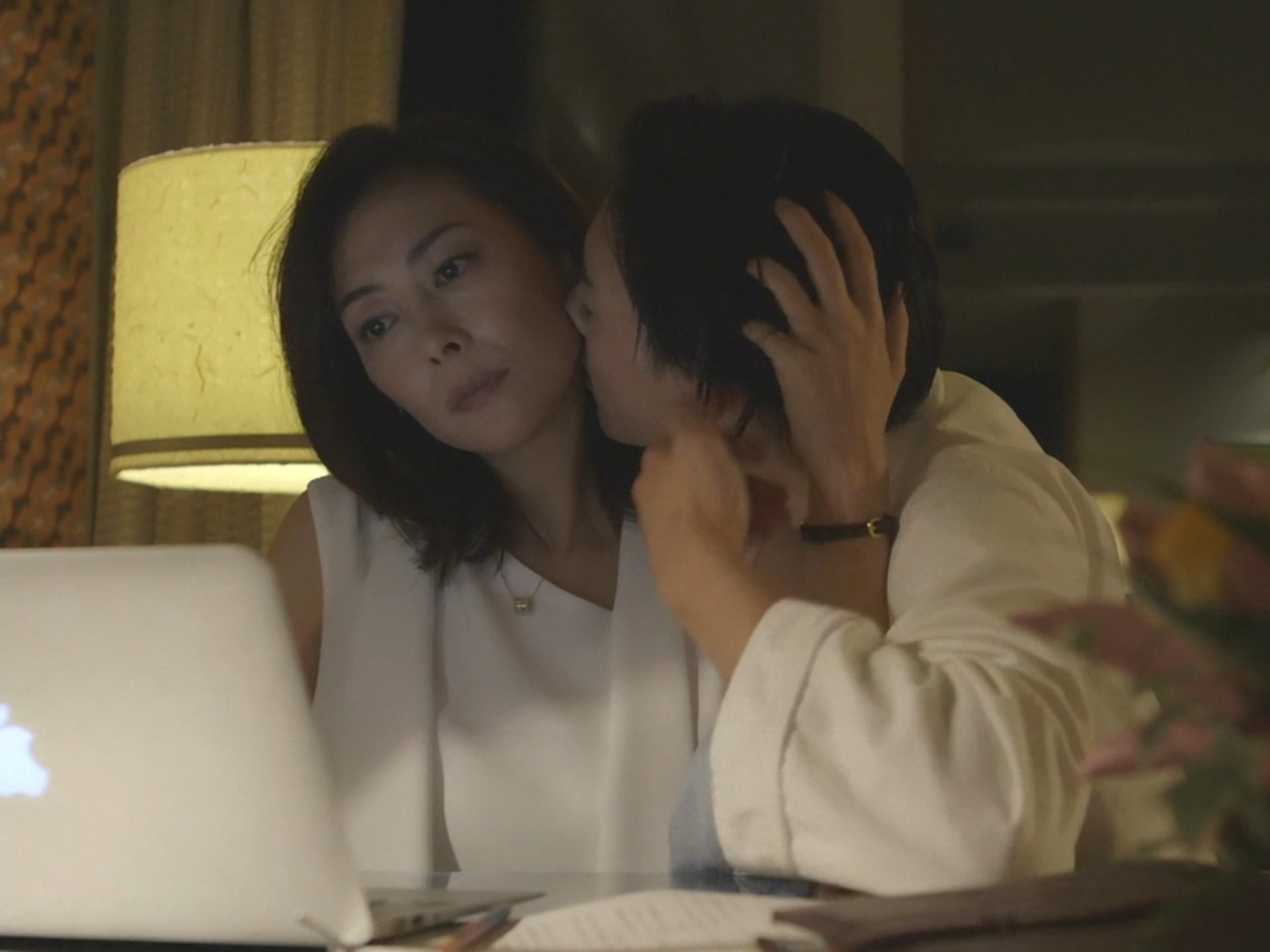中山美穗儿子拒绝继承遗产，独立之光的闪耀