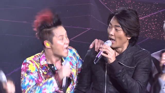 陈小春演唱会郑伊健惊喜现身，燃爆全场！