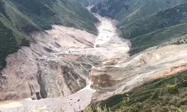 西藏山体滑坡最新消息 新闻