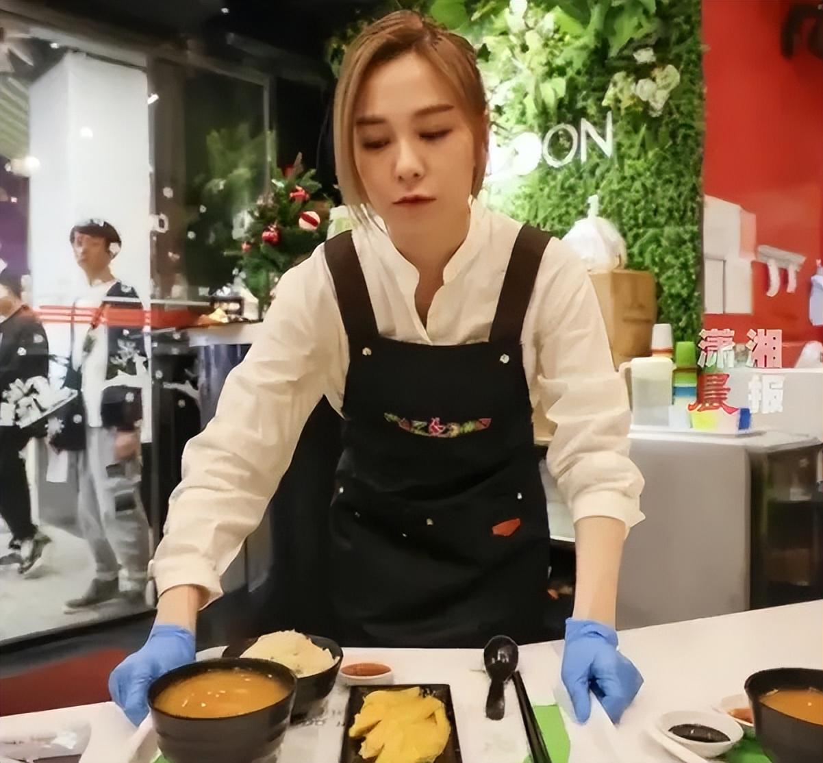 逆境中的坚韧，前TVB女星失业后摆摊谋生的重生之旅