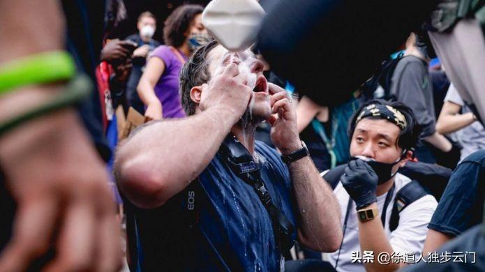 美国宵禁背后的原因深度解析