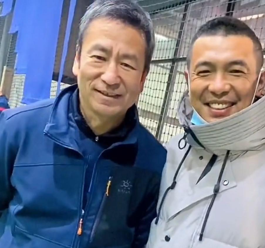 前国脚徐亮个人资料，一位足球传奇的奋斗历程