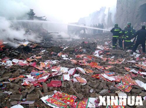 花炮厂爆炸致一死六失联，事故背后引发深思