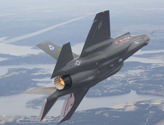伊朗公布击落以F-35战机画面，深度解析与影响探讨