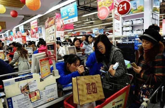 女小偷吓坏了