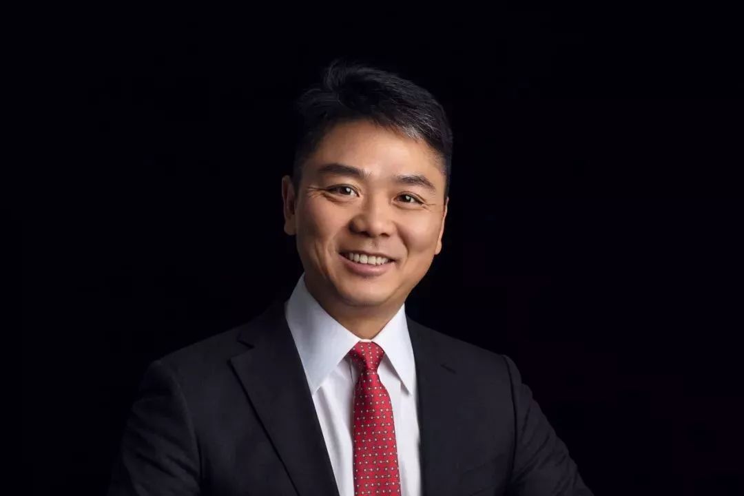 刘强东谈首次退休，理想主义的反思与未来的展望