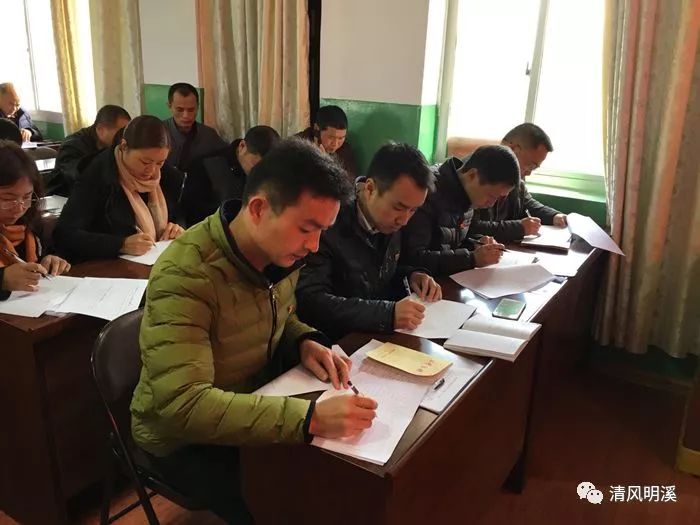 干部打牌怎么处理？全面解读应对策略