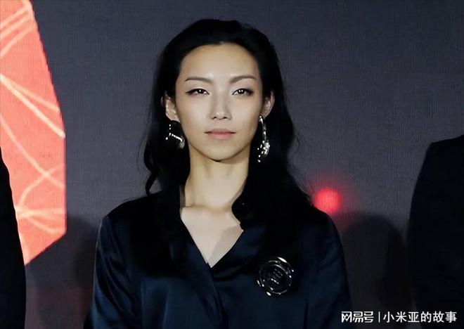 女星那尔那茜涉嫌高考报名材料造假事件深度解析