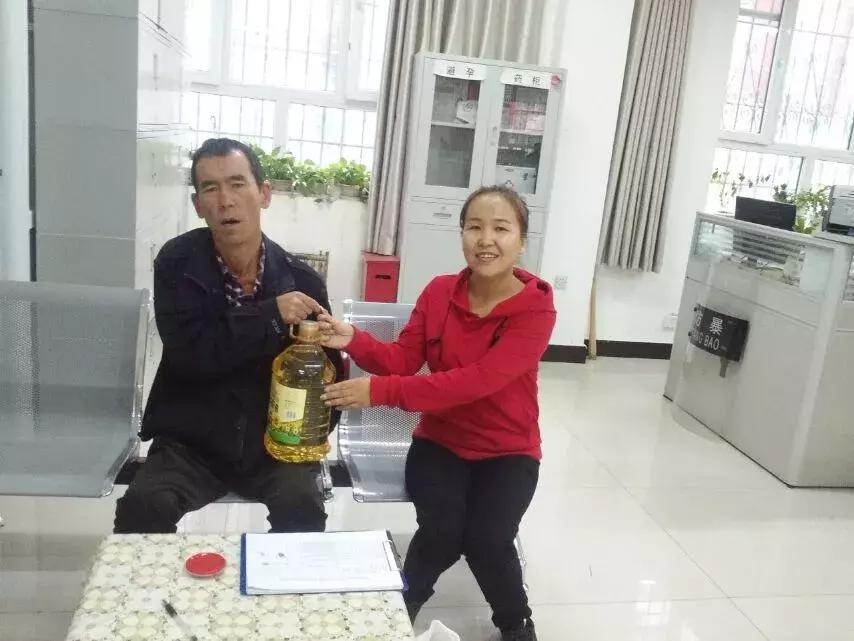 丈夫打赏主播背后的故事，消费、情感与家庭价值观的碰撞