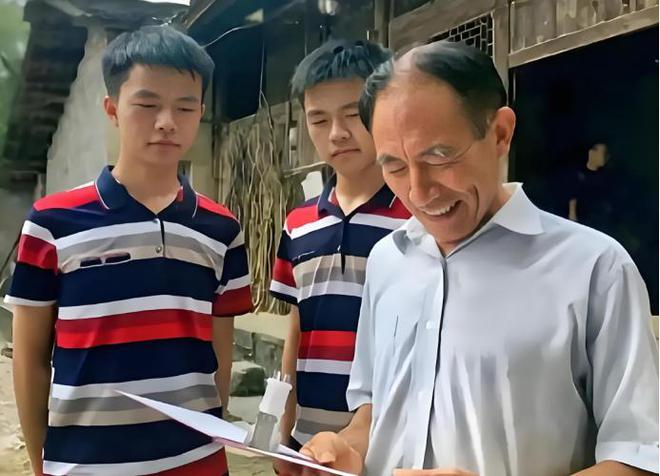 龙凤胎携手共赴北大之路，梦想照进现实